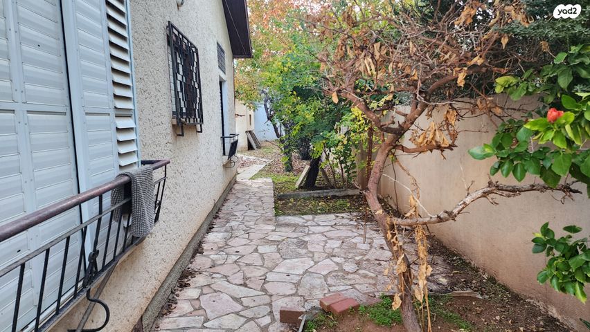 בית פרטי/ קוטג', גני אילן, קרית אונו