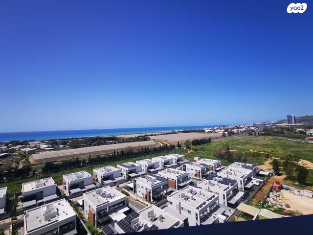 דירה, דולפין 2, גלי כרמל, טירת כרמל