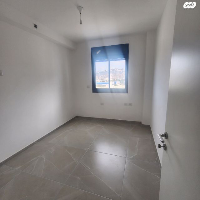 דירה, דולפין 2, גלי כרמל, טירת כרמל