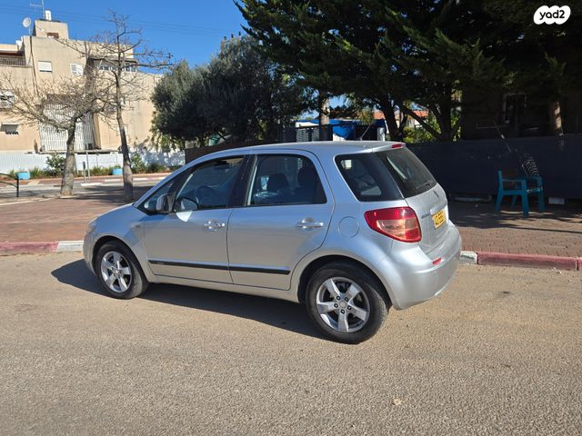 סוזוקי SX4