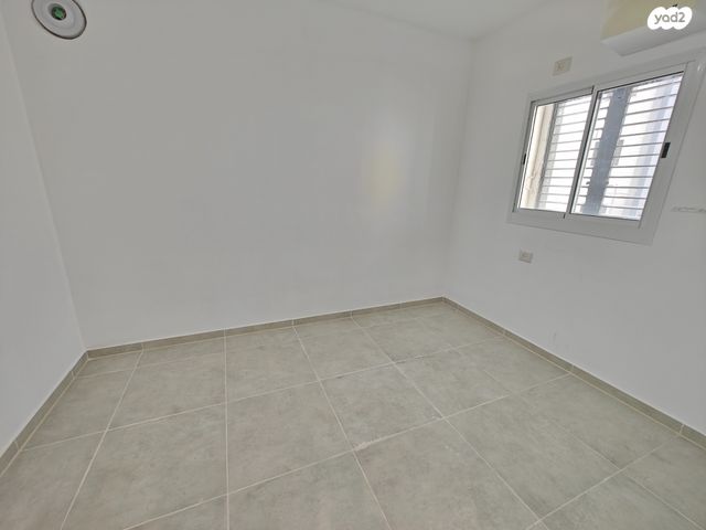 דירה, הרב אבא אבוחצירה, שדרות בפארק, שדרות