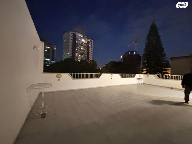 גג/ פנטהאוז, הקונגרס, תקומה / קרית חזני, פתח תקווה