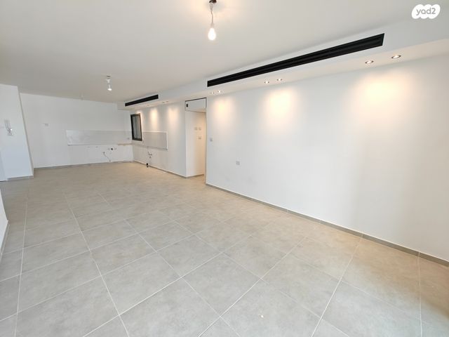 הרב אבא אבוחצירה 