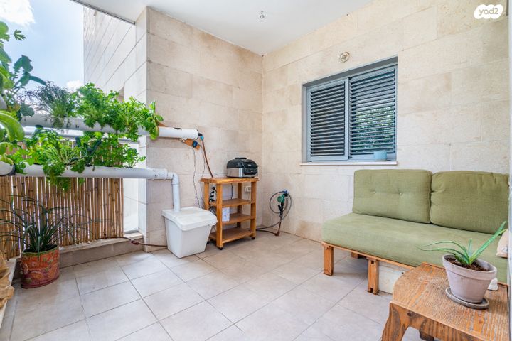 דירה, תל ימת כרכור, פרדס חנה כרכור