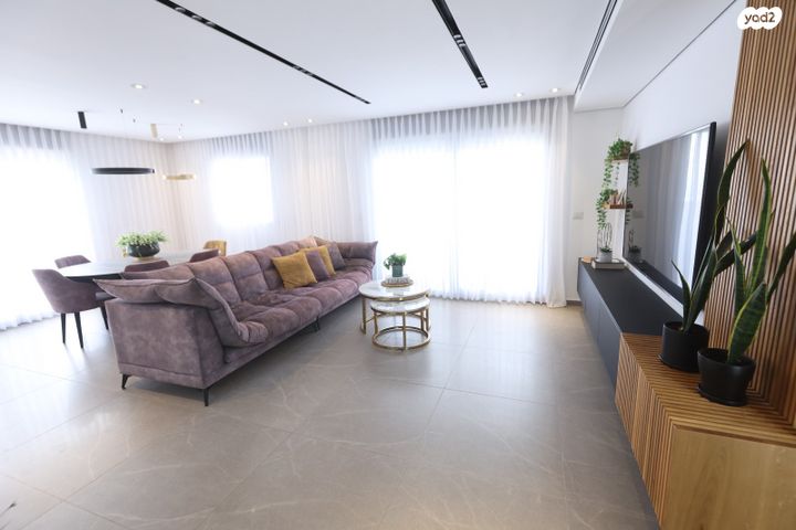 גג/ פנטהאוז, דפנה, סיגליות, באר שבע