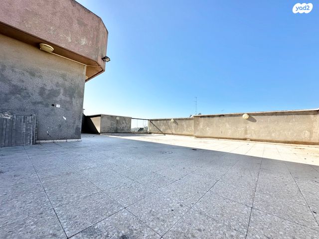 גג/ פנטהאוז, צפת, קרית שרת מערב, חולון