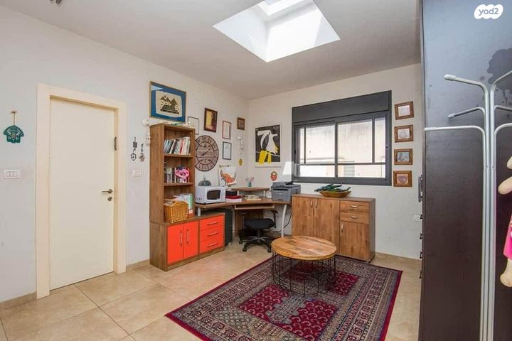 בית פרטי/ קוטג', ז'בוטינסקי, מרכז העיר, חדרה