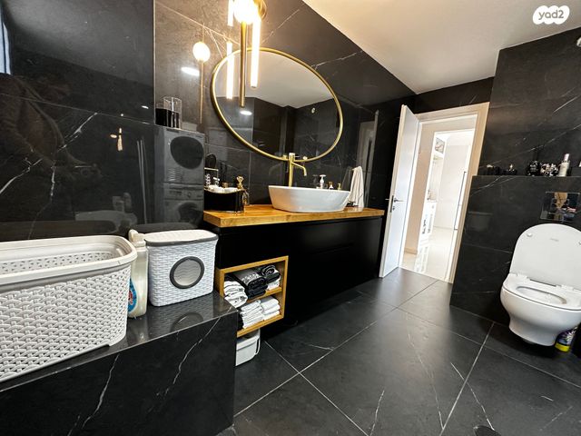 גג/ פנטהאוז, צפת, קרית שרת מערב, חולון