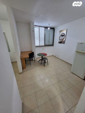 דירה, אופקים, גבעת עמוס, נשר