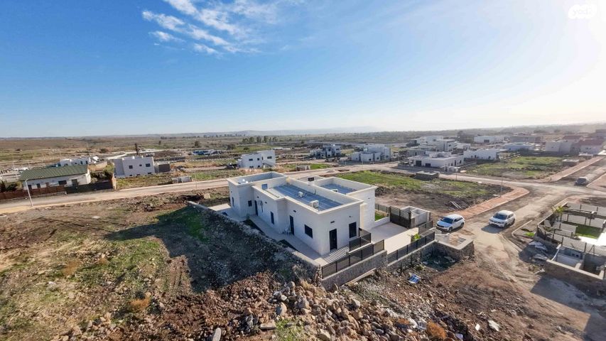 בית פרטי/ קוטג', גבעת יואב, קצרין