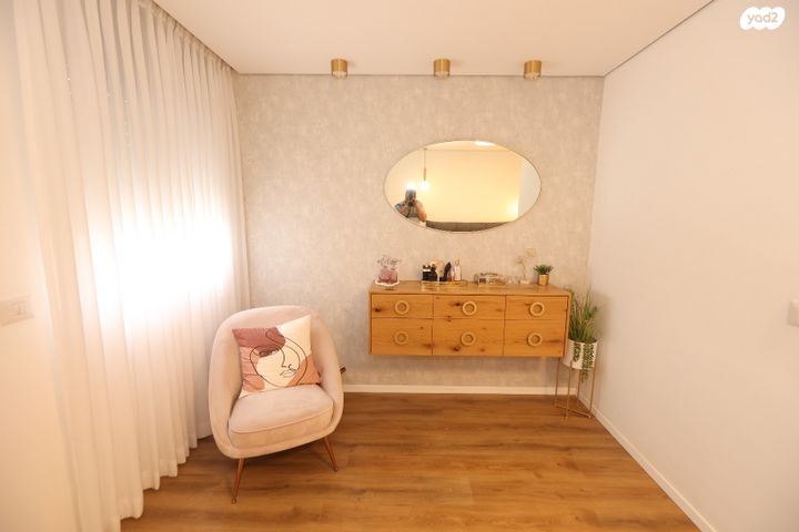 גג/ פנטהאוז, דפנה, סיגליות, באר שבע