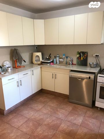 דירה, יאיר שטרן, נווה אמירים, הרצליה