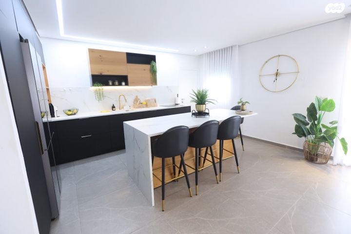 גג/ פנטהאוז, דפנה, סיגליות, באר שבע