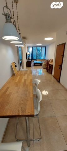 דירה, יעקב 41, א' / צפון מזרח העיר, רחובות