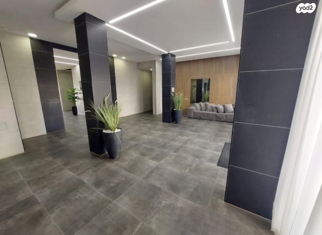 דירה, נתיבות