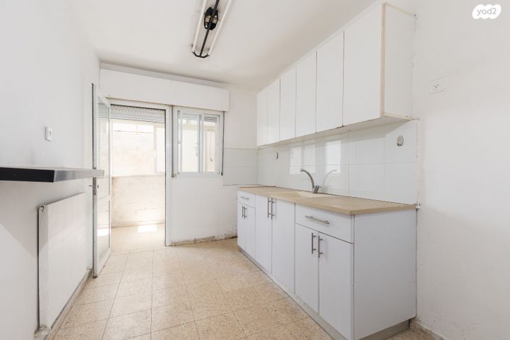 דירה, פסגת זאב, ירושלים