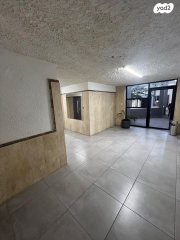 דירה, היבנר, כפר גנים א, פתח תקווה