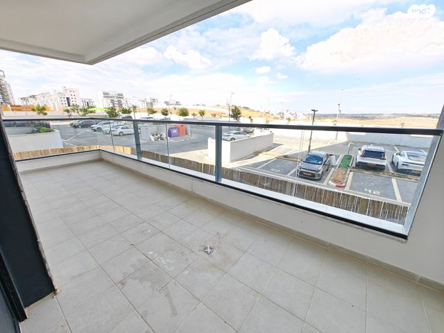 דירה, הרב אבא אבוחצירה, שדרות בפארק, שדרות