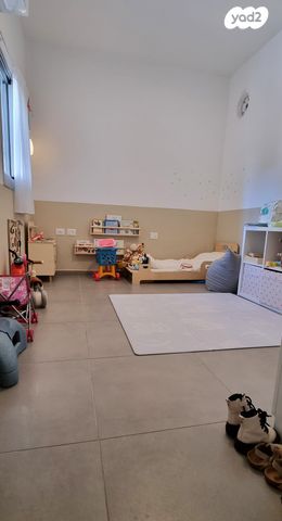 דירה, עוזי חיטמן, נווה זמר, רעננה