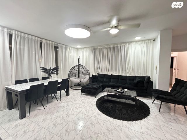 גג/ פנטהאוז, הקונגרס, תקומה / קרית חזני, פתח תקווה