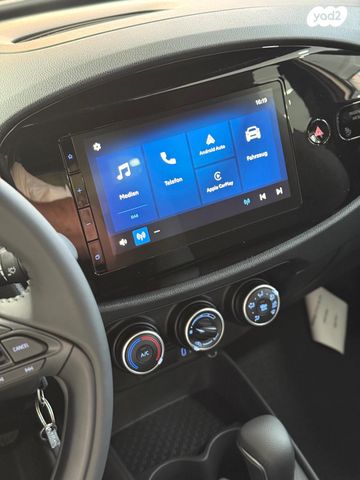 טויוטה אייגו X