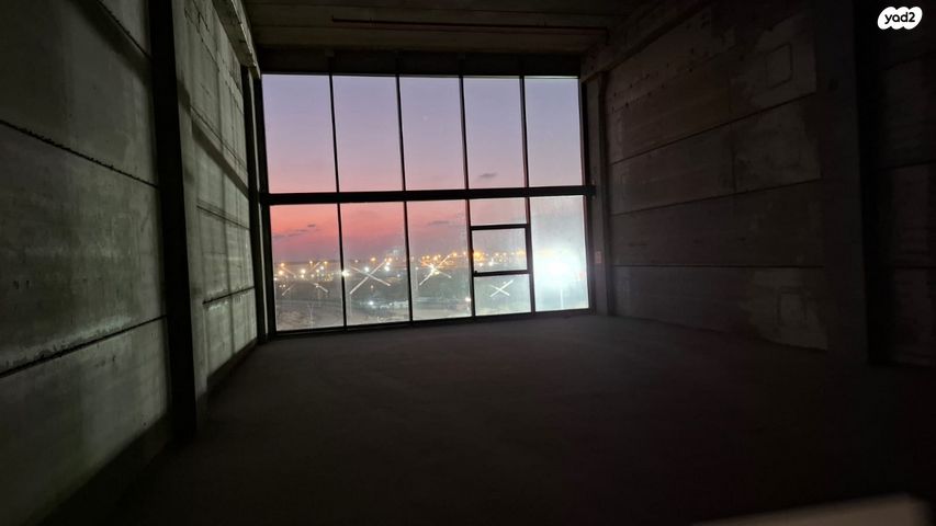 מבני תעשיה, היהלומים 21, קרית איתנים, אשדוד