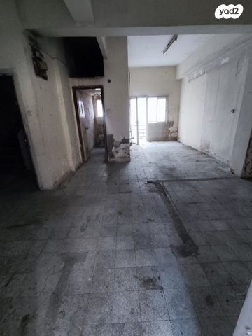 בניין מגורים, חיפה