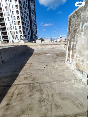 בניין מגורים, חיפה