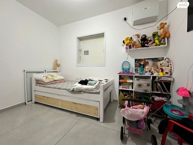 דירה, שדרות בר אילן, דרום מערב ותיק, בת ים