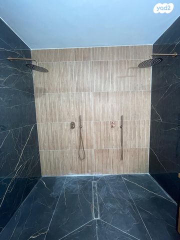 בית פרטי/ קוטג', קרית אילון, חולון