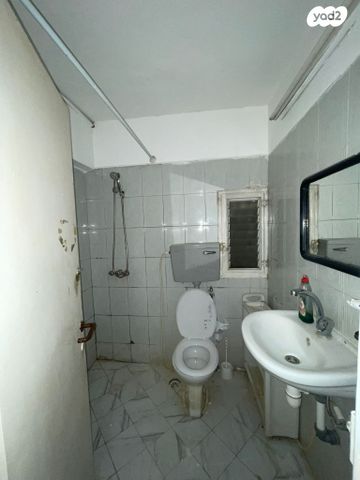 דירה, צביה לובטקין 16, נווה אליעזר וכפר שלם מזרח, תל אביב יפו