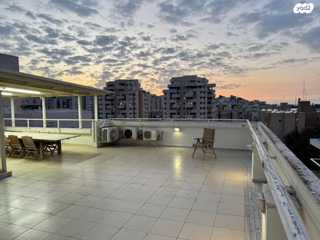 גג/ פנטהאוז, דב גרונר, רמת אביב ג', תל אביב יפו