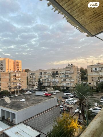 דירה, צביה לובטקין 16, נווה אליעזר וכפר שלם מזרח, תל אביב יפו