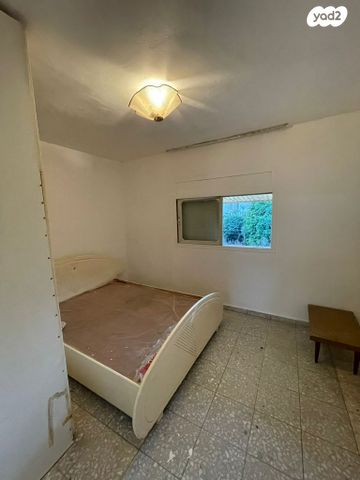 דירה, צביה לובטקין 16, נווה אליעזר וכפר שלם מזרח, תל אביב יפו