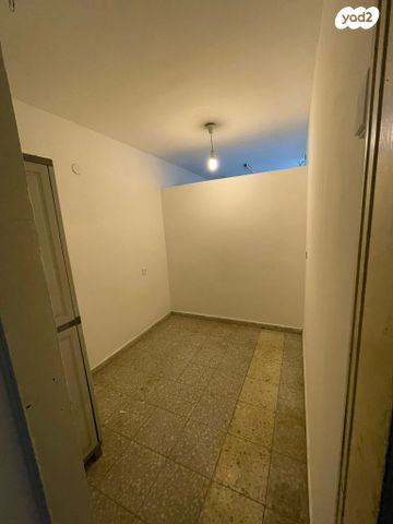 דירה, צביה לובטקין 16, נווה אליעזר וכפר שלם מזרח, תל אביב יפו