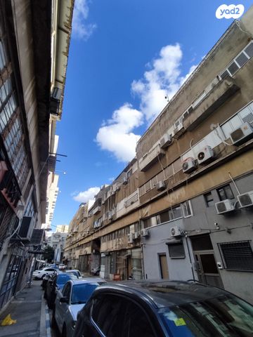 בניין מגורים, חיפה