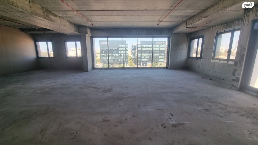 משרדים, אילן רמון, שאר העיר, נס ציונה