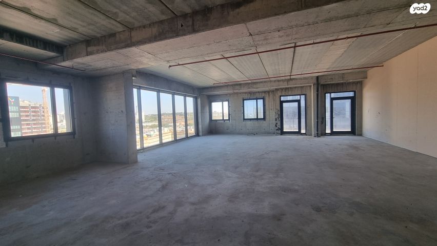 משרדים, אילן רמון, שאר העיר, נס ציונה