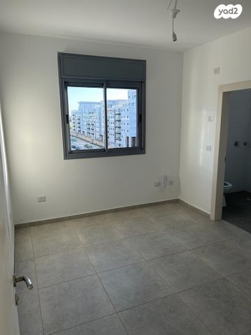 דירה, סברי מרנן 47, עיר היין, אשקלון