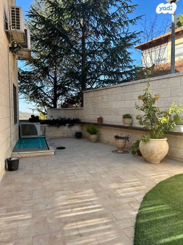 בית פרטי/ קוטג', עלמון, קרית יערים, גבעת זאב