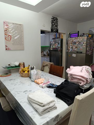 דירת גן, קרית ארבע