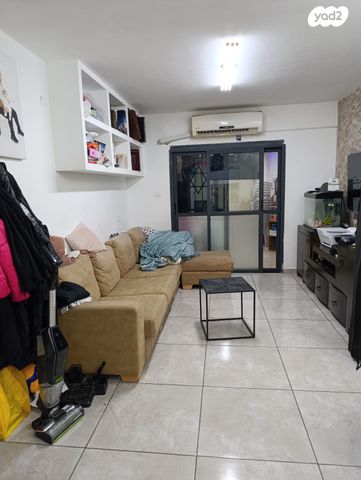 דירת גן, קרית ארבע