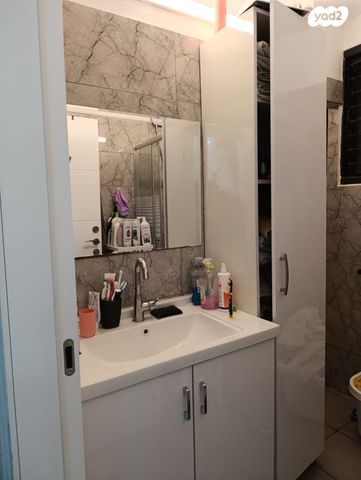 דירת גן, קרית ארבע