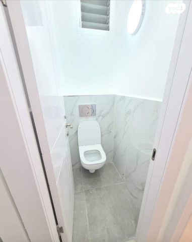 דירה, מעפילי אגוז 29, נווה חן, תל אביב יפו