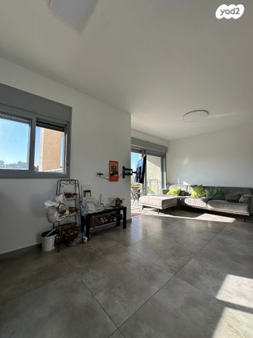 דירה, דבורה הנביאה 79, נווה שרת, תל אביב יפו