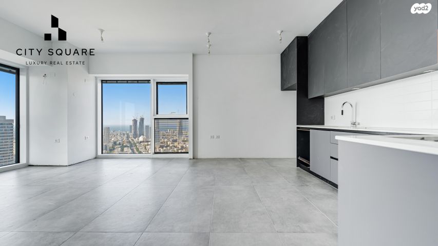 דירה, אריאל שרון, גבעתיים