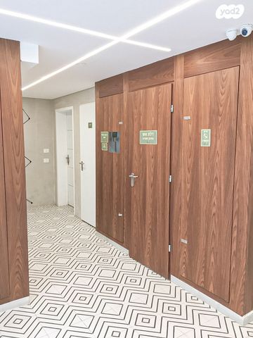 דירת גן, דבורה הנביאה, נגבה, רמת גן