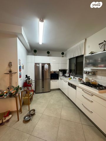 דירה, הדודאים, עין הים, חדרה