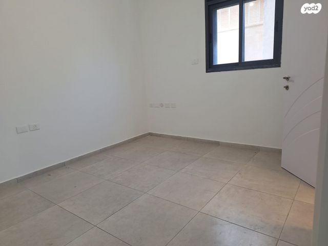 דירה, צבי הירש קלישר 23, מחנה יהודה, פתח תקווה