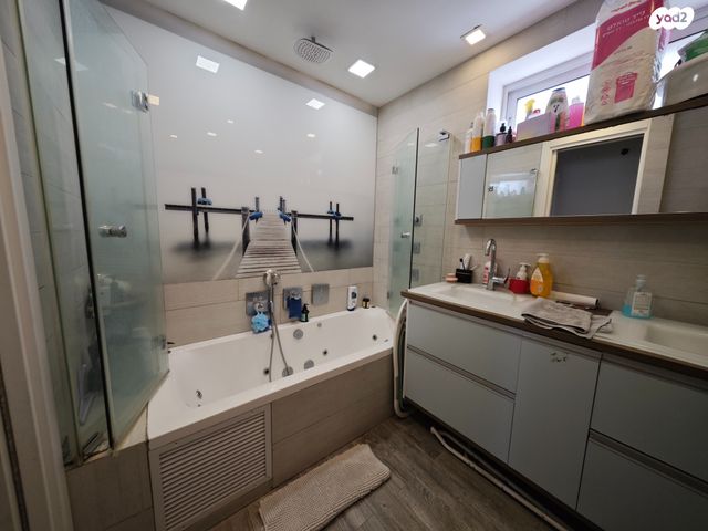 בית פרטי/ קוטג', דן 4, רובע א', אריאל